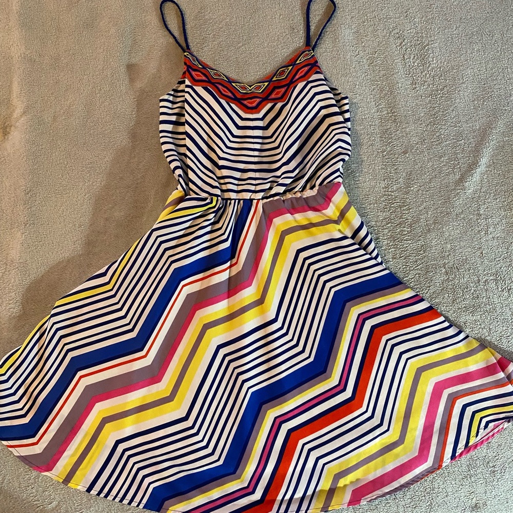 Women’s size 6 Lauren Conrad, mini dress